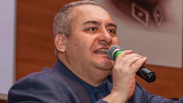 CHP'de Büyük Kriz! Özgür Özel'in  Gönderdiği Mesajlar Ortaya Çıktı